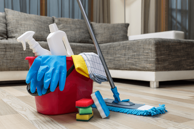 نظافت منزل و راه پله